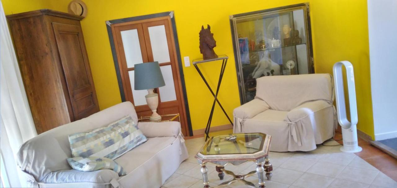ゴルド La Bastide Jouval Bed & Breakfast エクステリア 写真